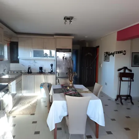ταξιδιώτες Travellers Apartament *
